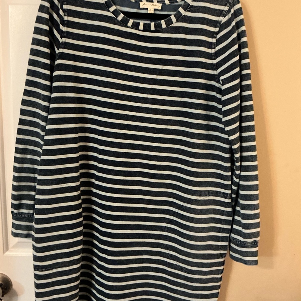 Jane and Delancey Navy and White Striped Long Sleeve Tunic